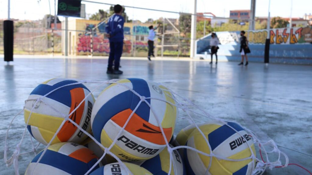 Copa de Voleibol “Meninos e Meninas da Vila” neste domingo (15)