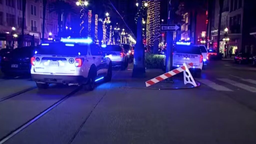 Atropelamento e tiroteio deixam ao menos 10 mortos e 35 feridos em Nova Orleans (Foto: WGNO via Reuters)