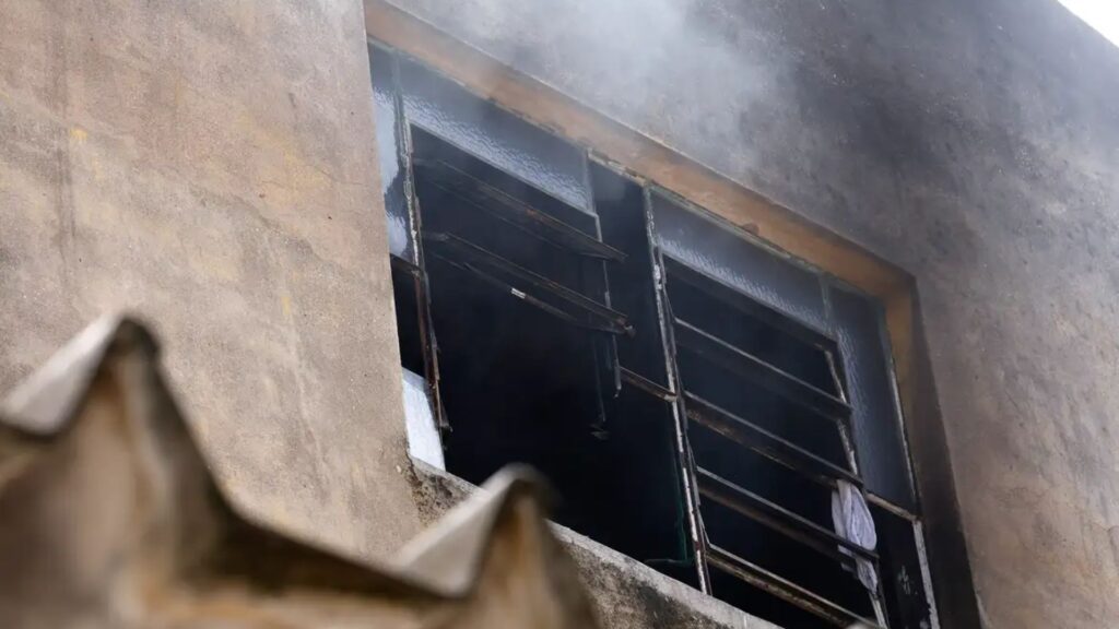 Incêndio aconteceu na última quarta-feira (12) (Foto:TÂNIA RÊGO/AGÊNCIA BRASIL)