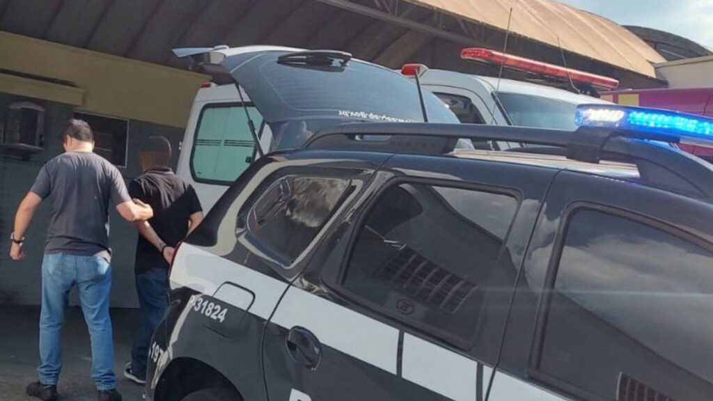 Polícia Civil prende homem que se masturbava em cima de moto (Divulgação/ Polícia Civil)