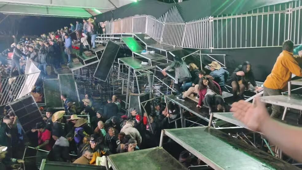 Arquibancada desaba no interior de São Paulo e deixa feridos (Redes Sociais)