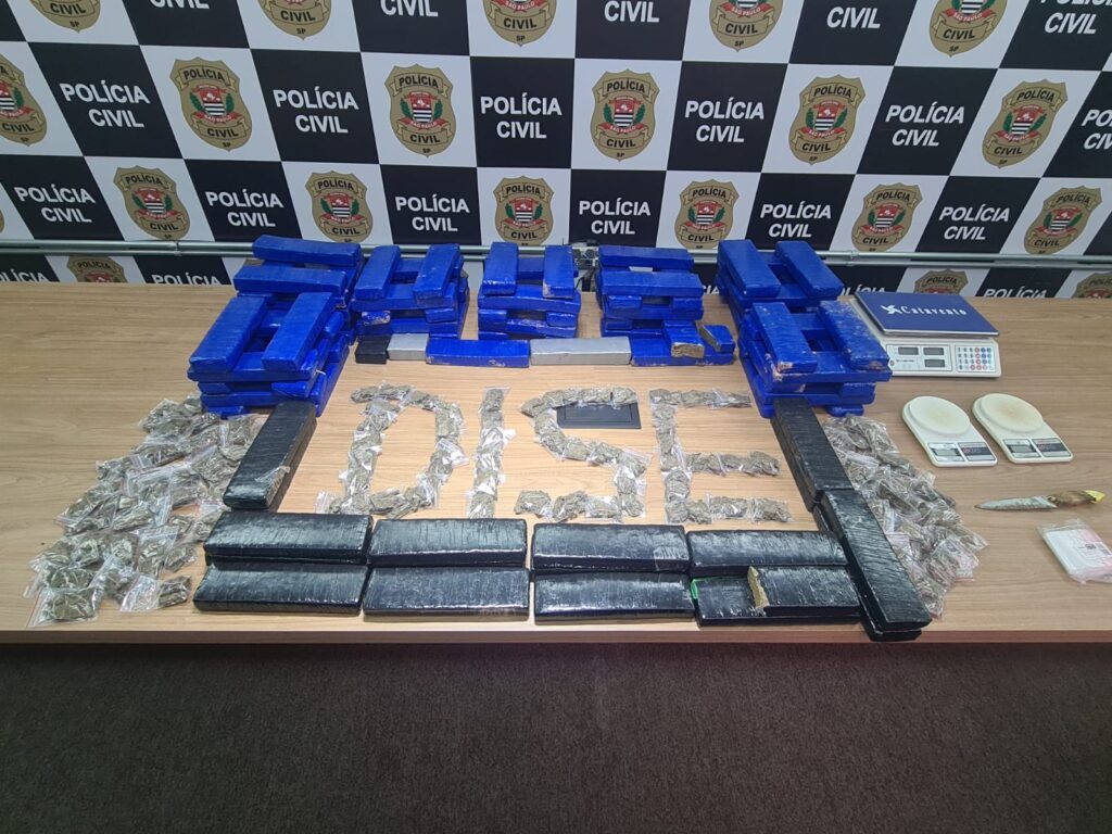 Itapetininga: homem suspeito de tráfico de drogas é preso em "casa bomba" com 80 kg de maconha (Polícia Civil/Divulgação)