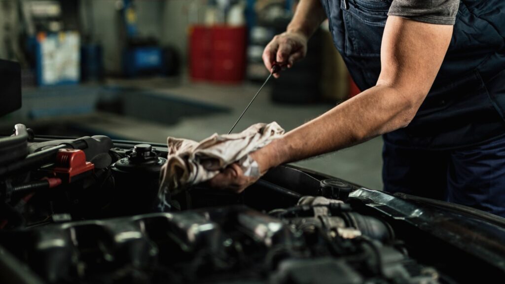 Mecânica preventiva (Drazen Zigic/ Freepik)