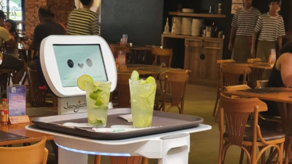 robô prepara oito tipos de café