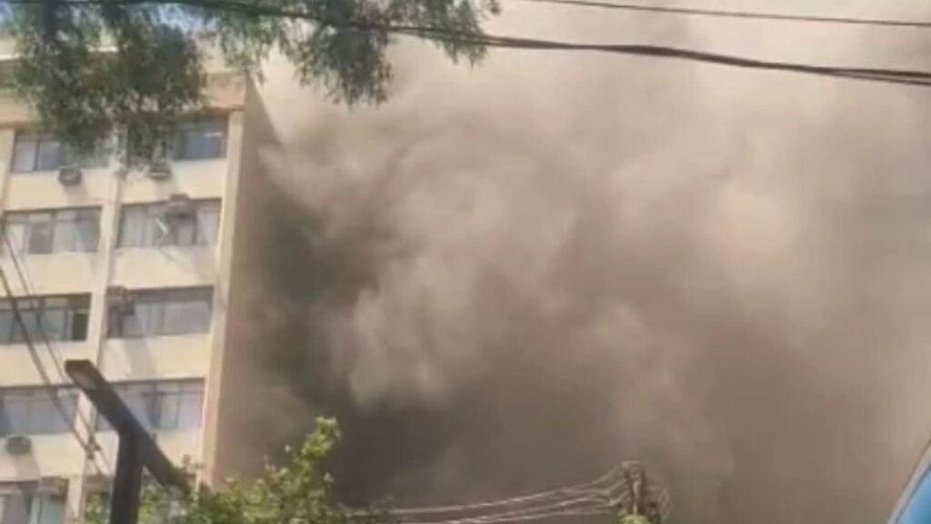Hospital das Clinicas pega fogo (Reprodução)