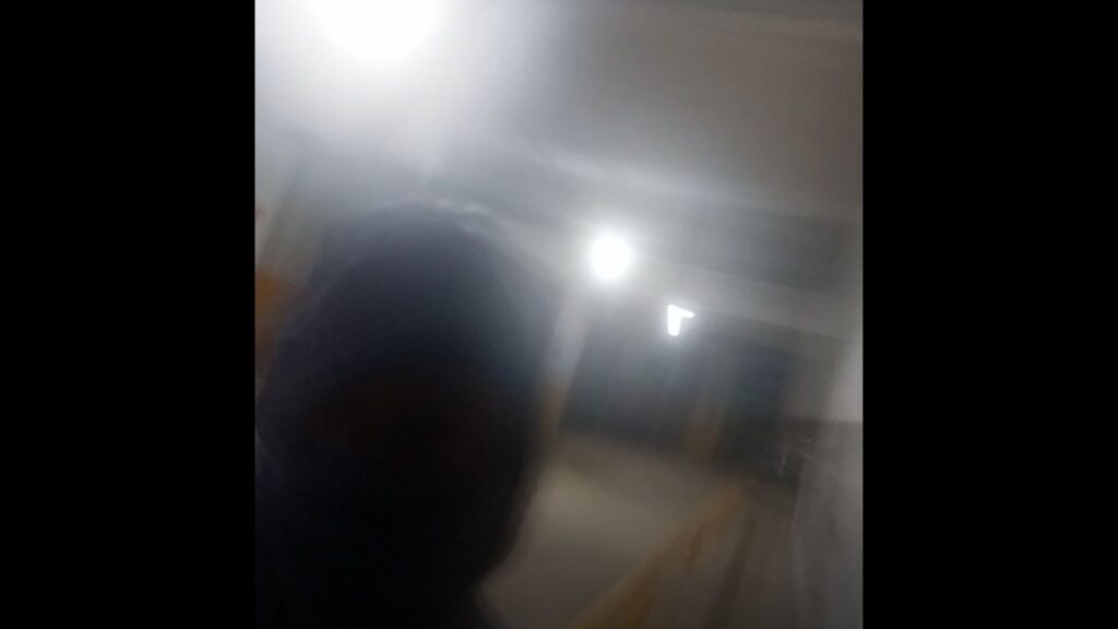 Polícia divulga imagens do momento em que corretora é ataca por síndico em Goiás