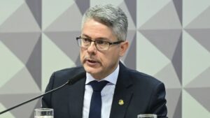 Alessandro Vieira (MDB-SE)