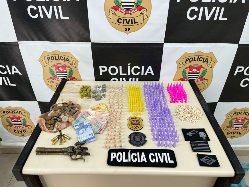 3 homens com grande quantidade de drogas são presos em Araçoiaba da Serra