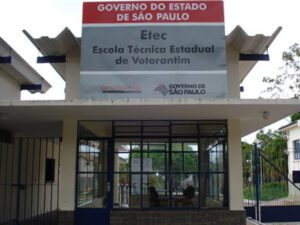 Etec de Votorantim suspende aulas presenciais por falta de limpeza na unidade