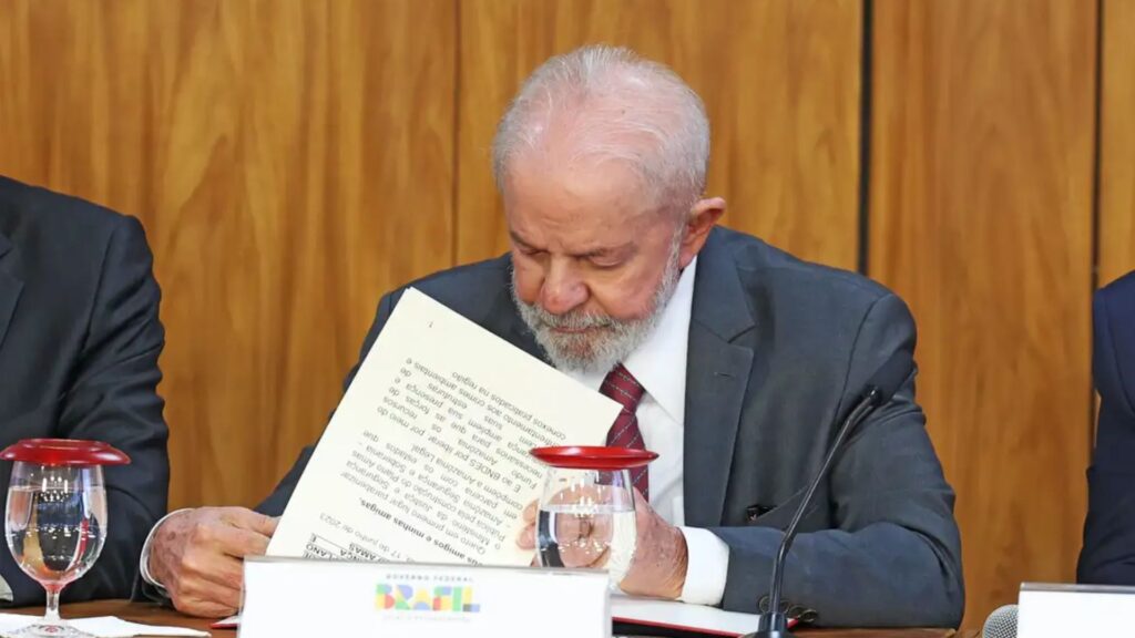 Governo federal veta lei que reconhece estágio como experiência profissional (Foto: Valter Campanato/Agência Brasil)