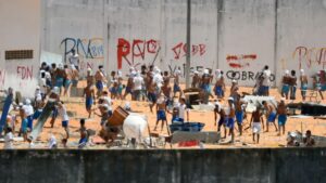 Classificar PCC e CV como terroristas não ajuda o Brasil, diz promotor (Foto: Andressa Anholete/AFP/Direitos Reservados)