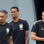 Raphinha tem lesão na coxa constatada; prazo para retorno é incerto (Foto: Rafael Ribeiro/CBF)