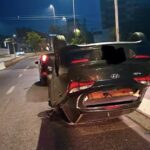 Carro capota sobre viaduto da Raposo Tavares em Sorocaba (@transito.sorocaba)